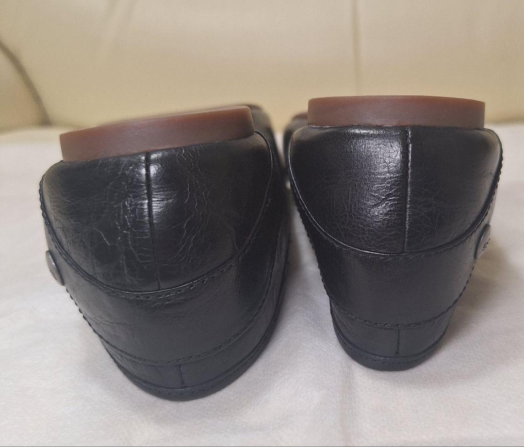 ugg アグ 24cm フラットシューズ 黒　スワロフスキー