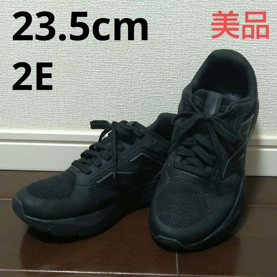 ニューバランス スニーカー UA800SA1 23.5cm 2E