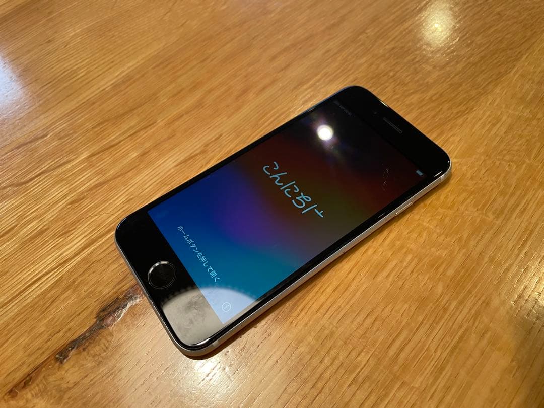 iPhoneSE第2世代128GB本体美品