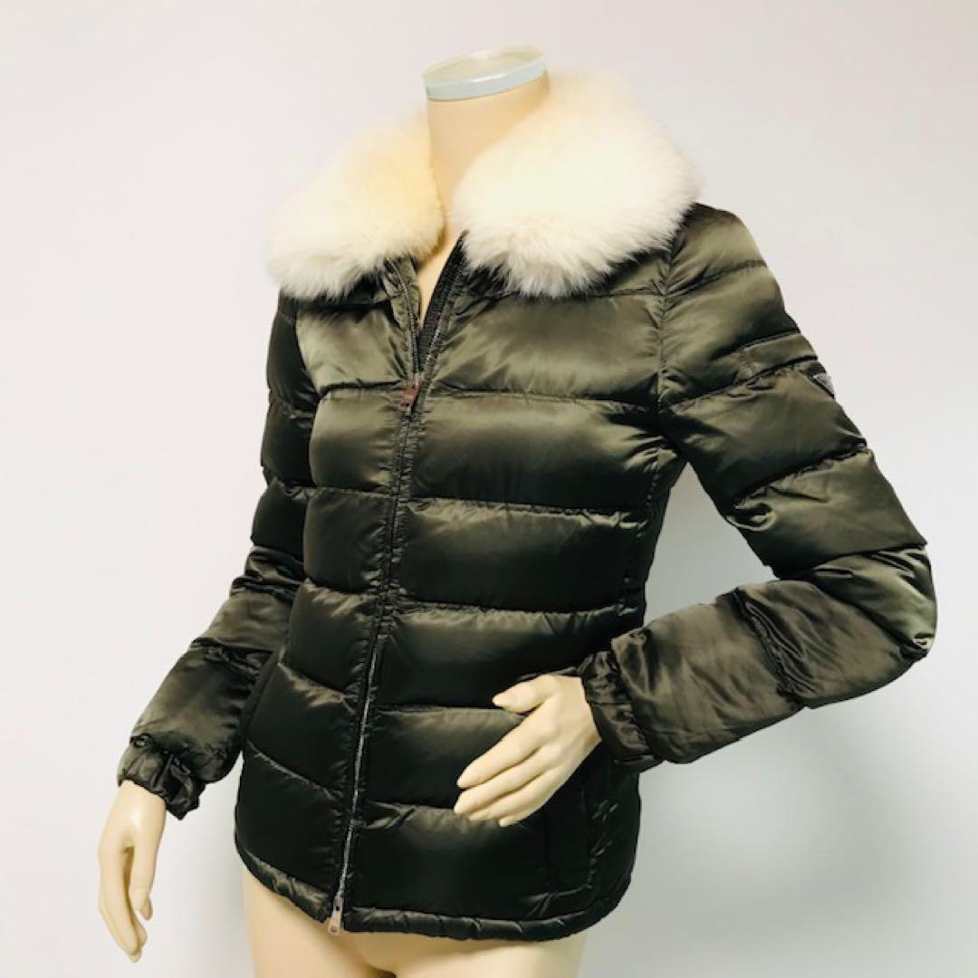 PRADA★三角プレート フォックスファー付 ダウンジャケット(38)