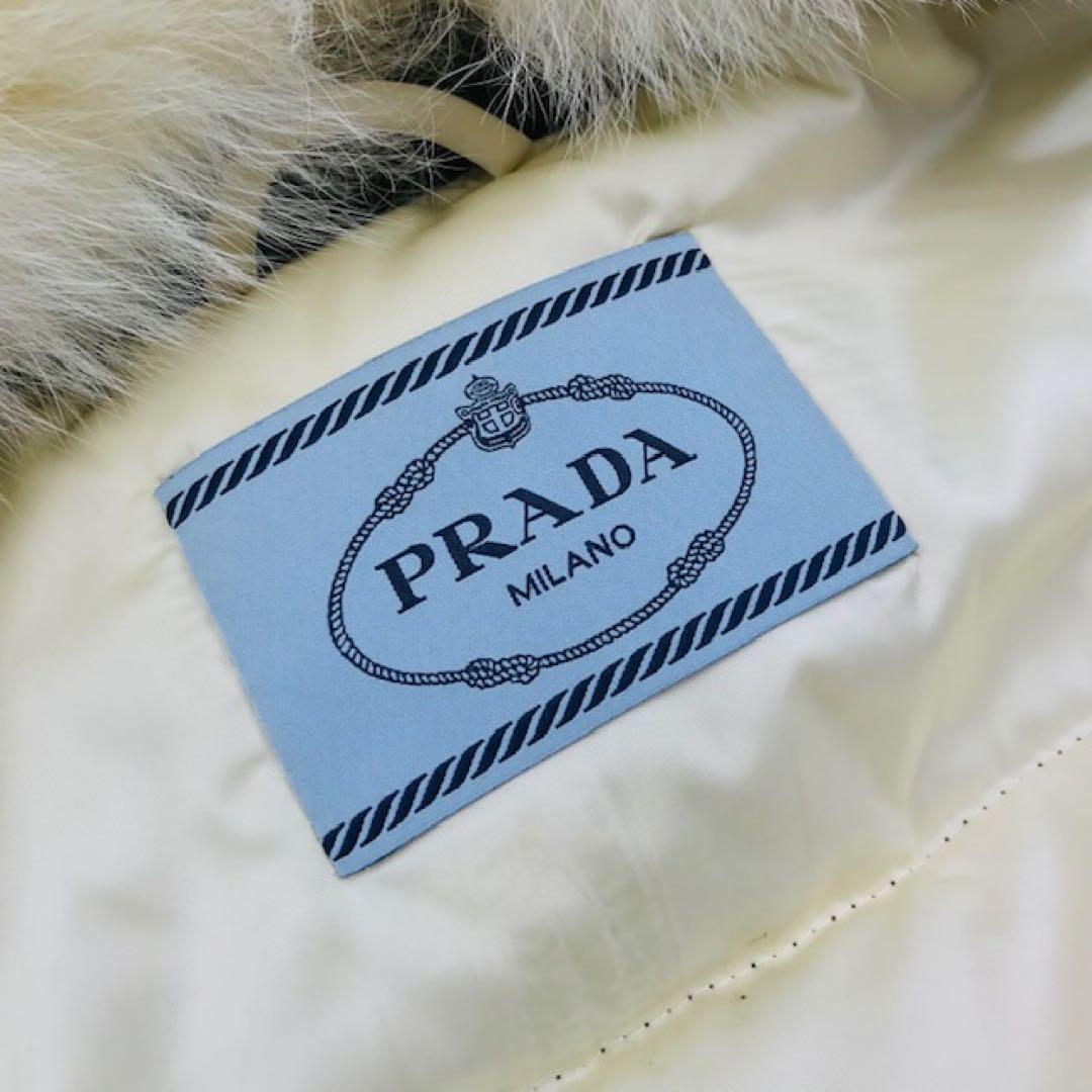 PRADA★三角プレート フォックスファー付 ダウンジャケット(38)