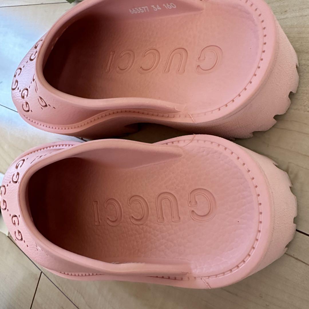 GUCCI パーフォレーテッドG プラットフォームサンダル 663577
