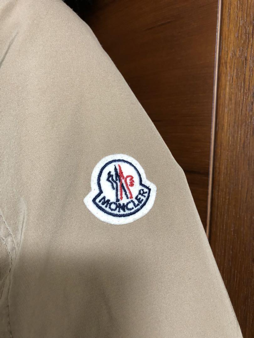試着のみ　モンクレール　lagopede ベージュ　2 ファー　moncler