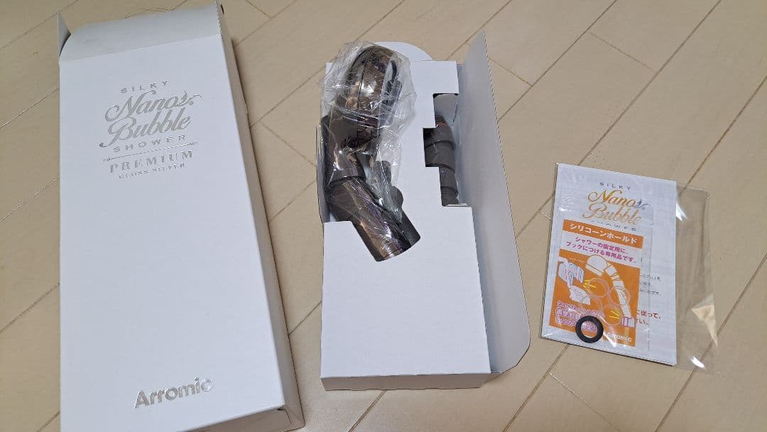 新品★アラミック★シルキーナノバブルシャワープレミアム　シャワーヘッド