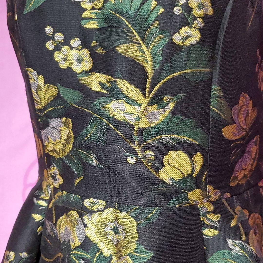 《凛子です》❤️新品❤️『メーカーサンプル品』ワンピース
