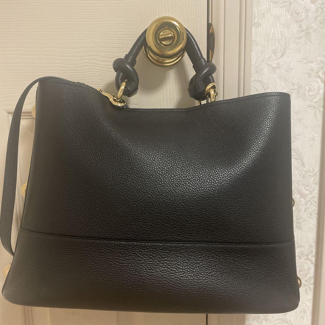 Salvatore Ferragamo トートバック