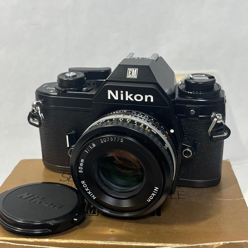 Nikon FM BK + Nikkor 50mm f1.8 フィルムカメラ