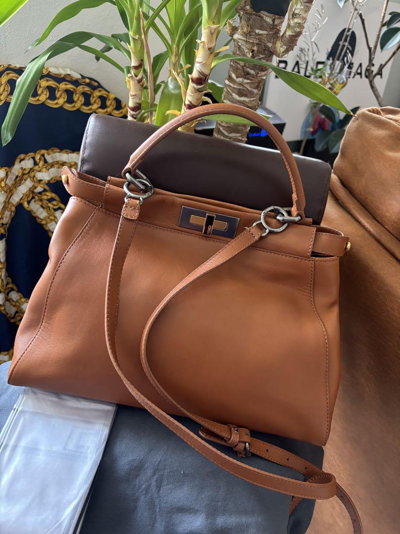 FENDI フェンディ ミディアム ピーカブー ブラウン