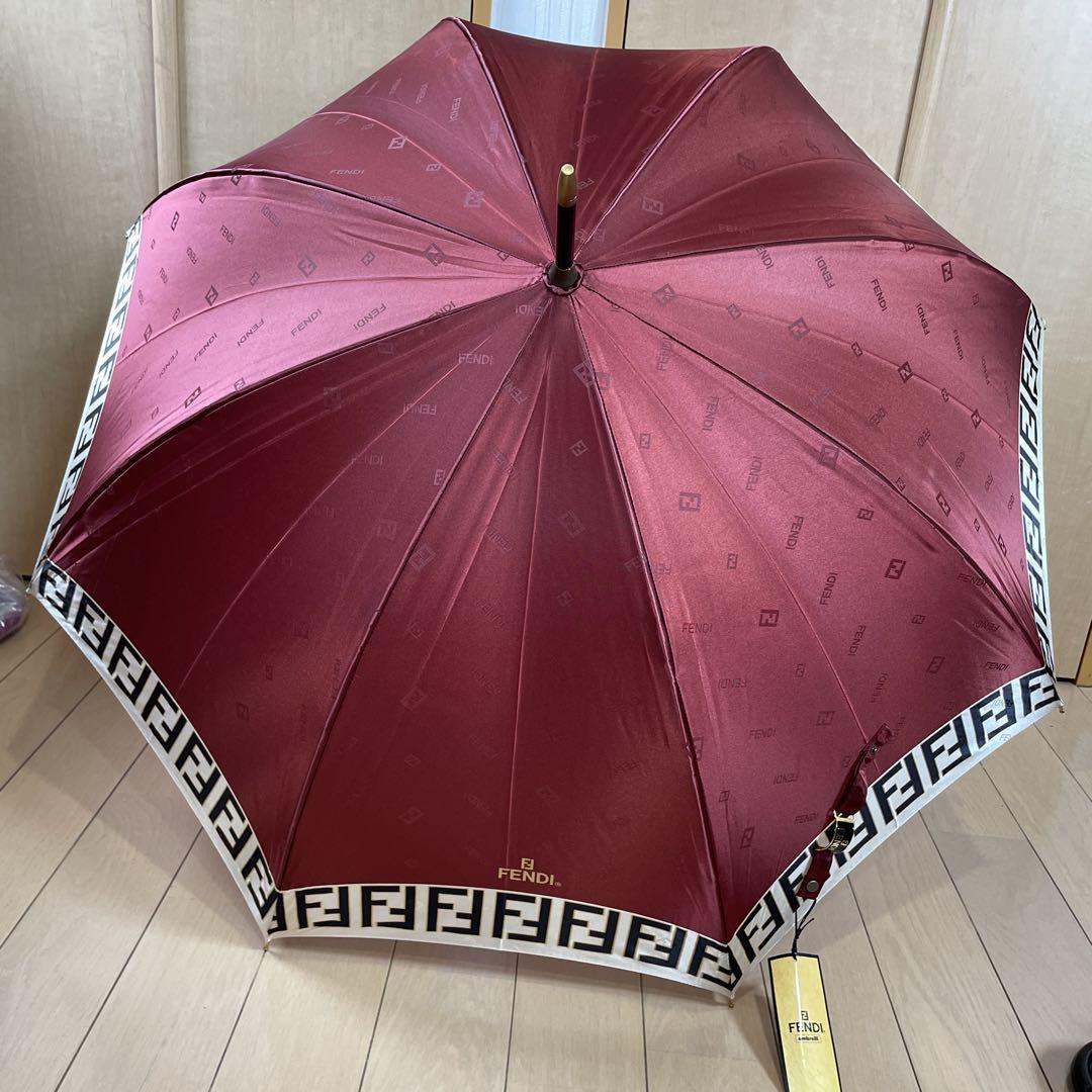 新品　FENDI ワインレッド ロゴ入り 長傘