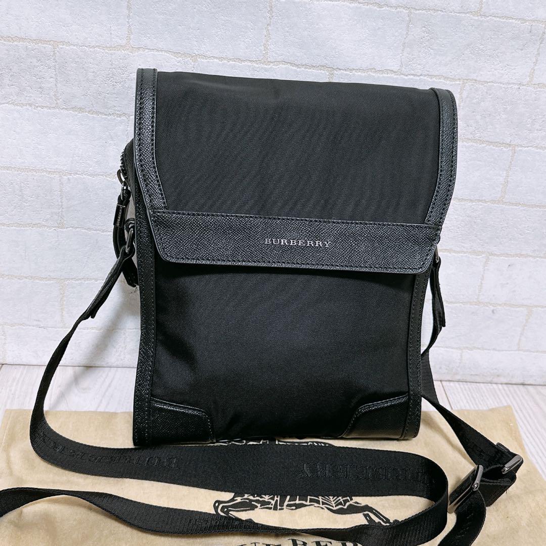 《超美品》Burberry(バーバリー)ショルダーバッグ