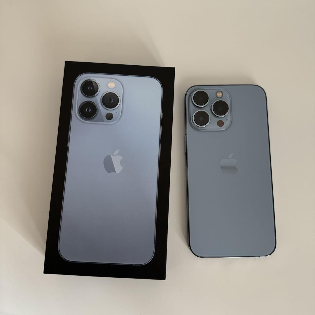 【美品】iPhone13 Pro 256 GB SIMフリー⭐︎